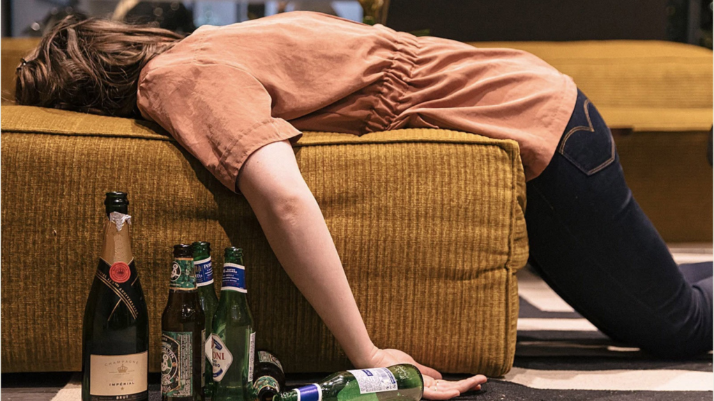 Nguy cơ khi ngủ trong trong lúc say